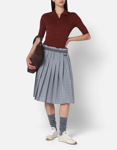 MIU MIU プリーツチノスカート ひざ丈 Miu Miu ミュウミュウ プリーツ チノスカート | ニュートラル