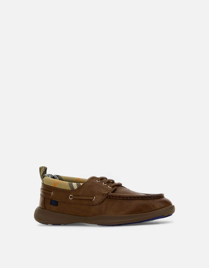 Burberrys ブラウン スエードメンズ靴◆バーバリー靴◆ Burberry メンズブラウンペブルレザーラフトローファー () IFCHIC.COM