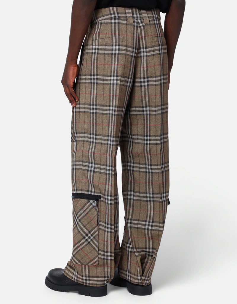 Burberry メンズチェックシルク混紡オーバーサイズカーゴパンツ