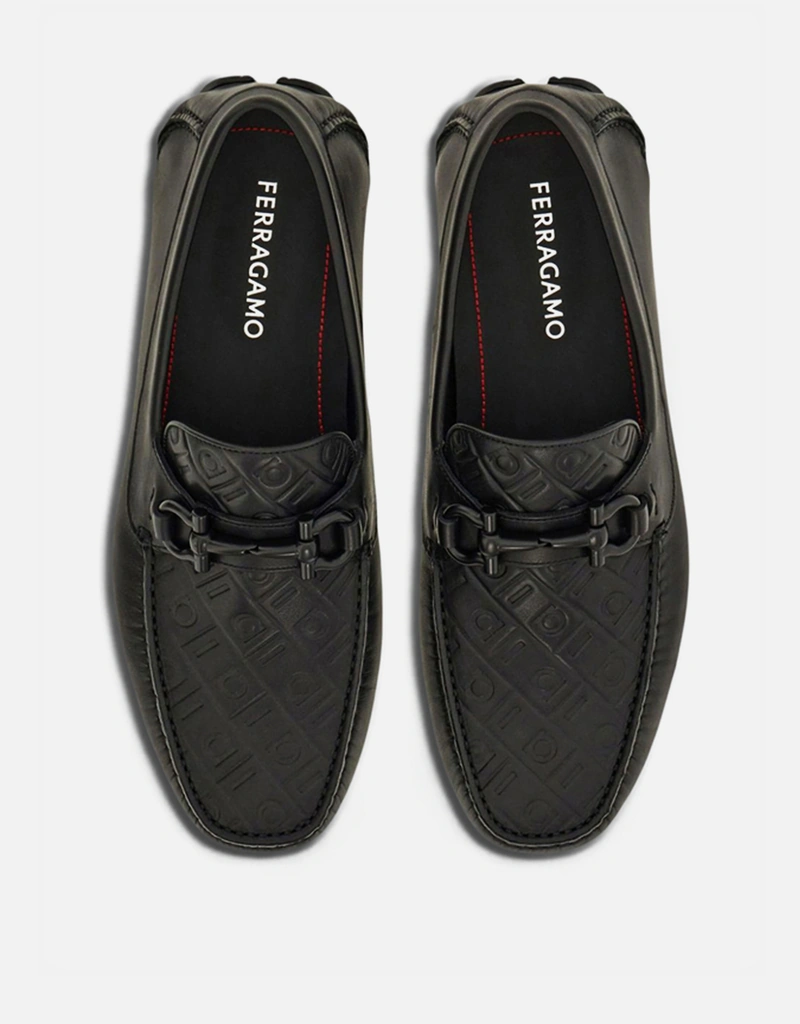 Salvatore Ferragamo メンズ 光沢カーフスキン ガンチーニ装飾付き