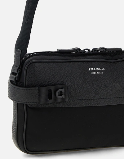 Salvatore Ferragamo メッセンジャーバッグ＆クロスボディバッグ