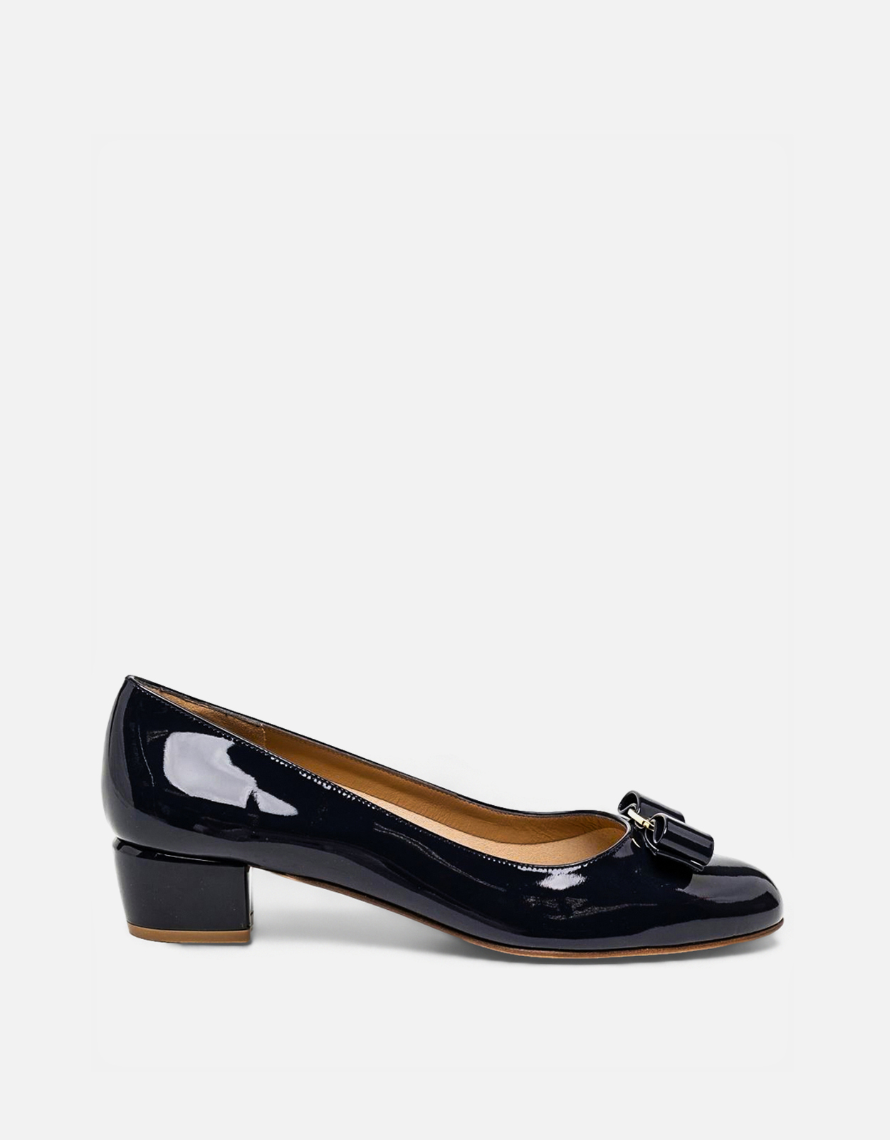 Salvatore Ferragamo Vara ナプラック パンプス (すべての新品) IFCHIC.COM