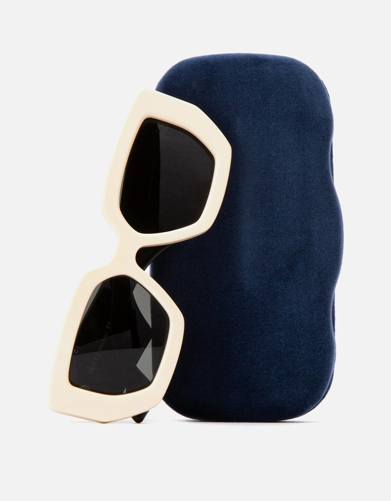 Gucci スクエアロゴサングラス () IFCHIC.COM