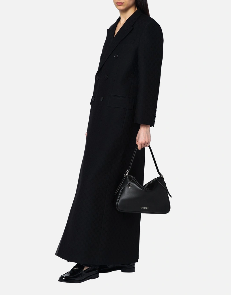 Gucci GGエンブレムミディアムレザーショルダーバッグ (すべての新品