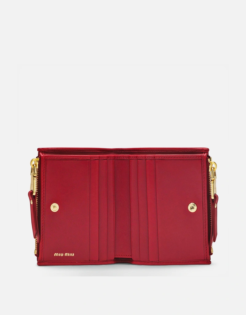 Miu Miu スモールレッドキルティングナッパレザー財布 (財布とカード