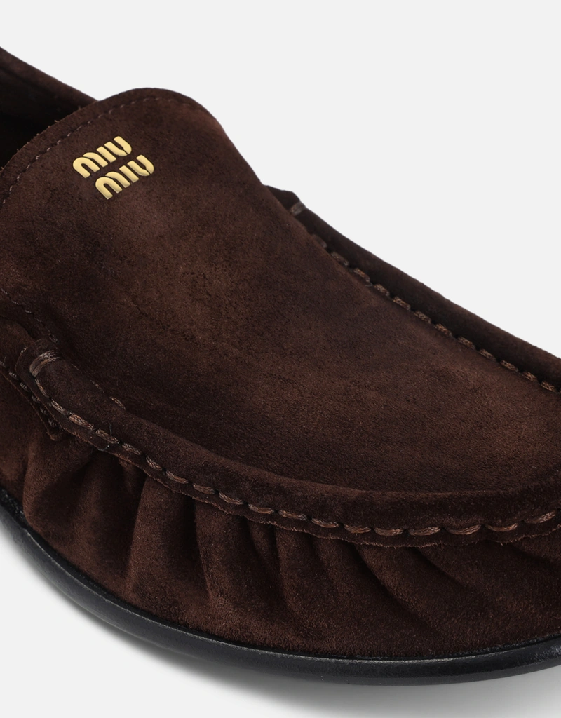 Miu Miu スエードローファー (すべての新品,シューズ) IFCHIC.COM