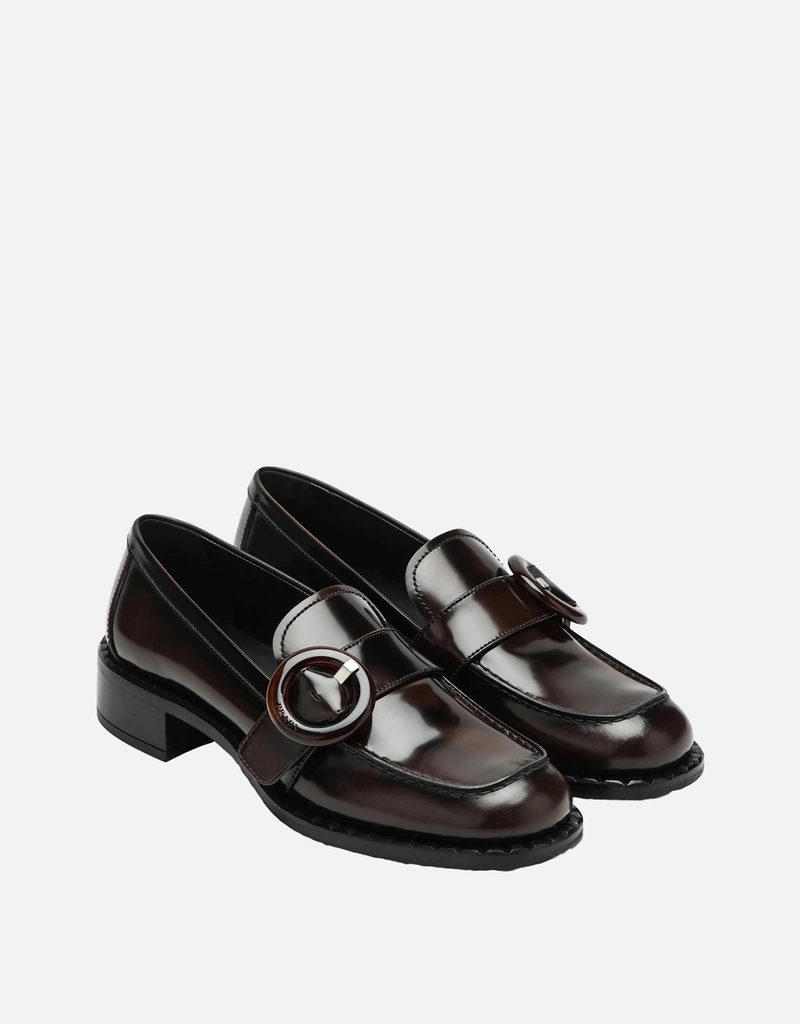 Prada ブラッシュドカーフスキンレザー ローファー (すべての新品