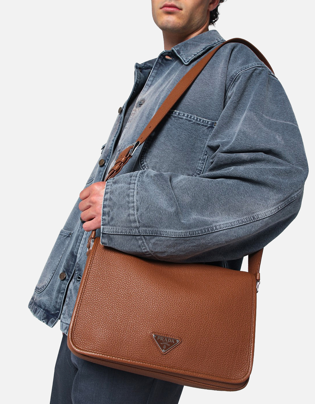 Prada メンズ カーフレザー コニャック カラーレザー ショルダーバッグ