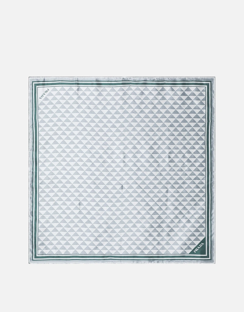 Prada プリントシルクスカーフ90x90 (スカーフ) IFCHIC.COM