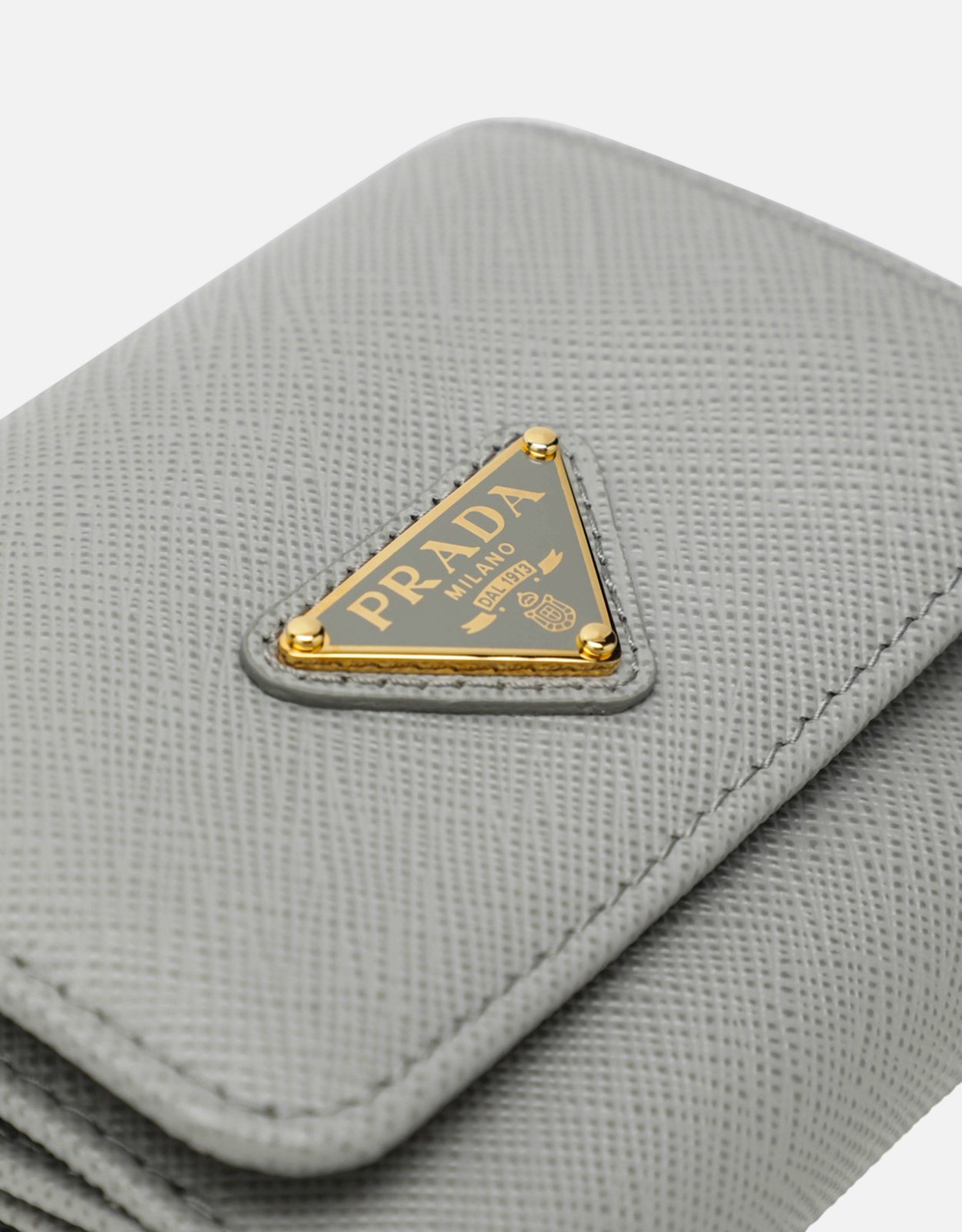 Prada ライトグレー小さいサフィアーノレザー財布 (財布とカード