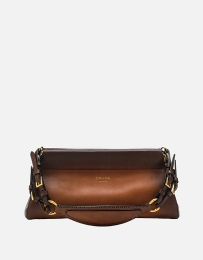 Prada ショルダーバッグ | バッグ 新作・セール | IFCHIC ジャパン公式