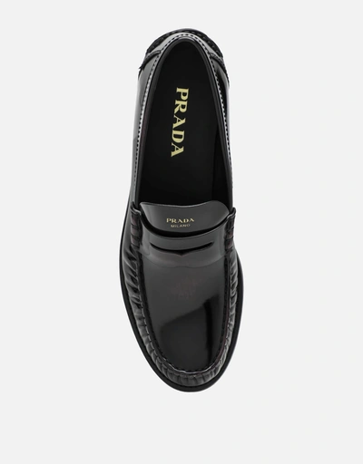 Prada シューズ 新作・セール | IFCHIC ジャパン公式サイト