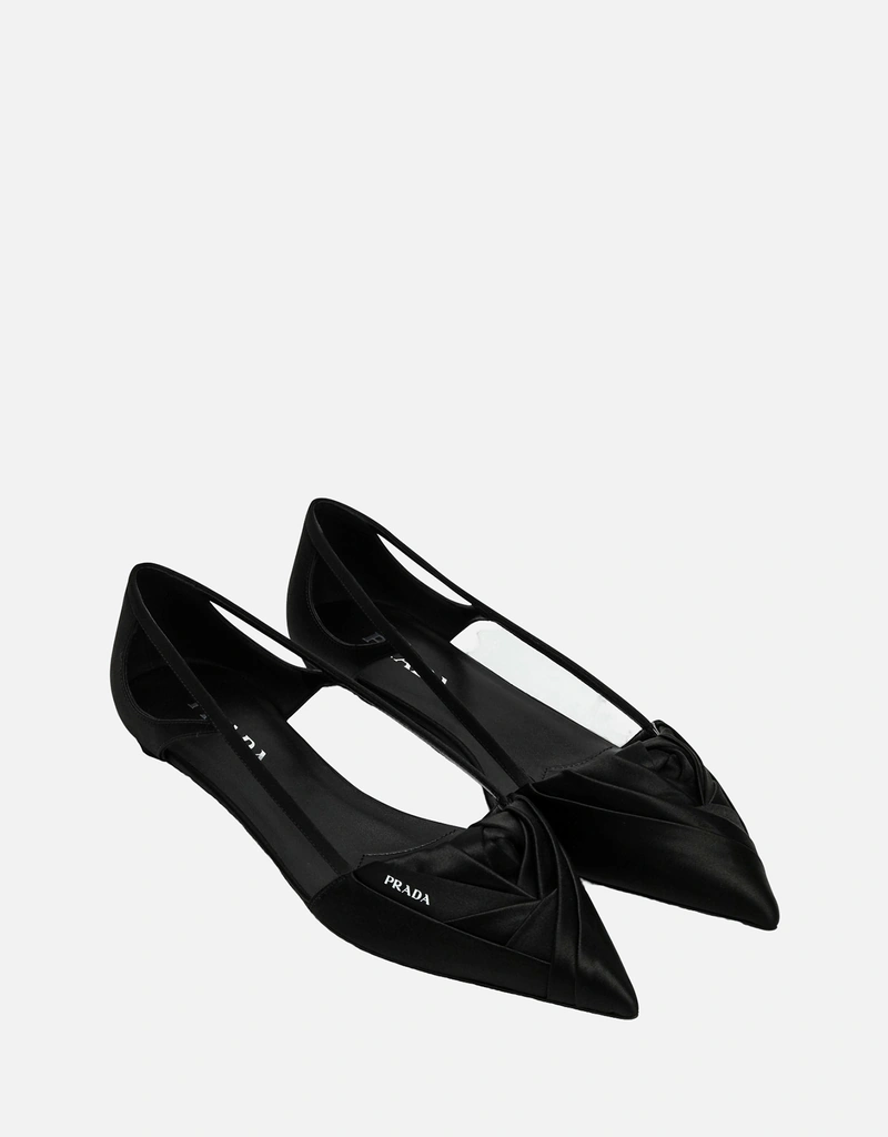 Prada ブラックサテンカットアウトバレリーナフラットシューズ (すべて