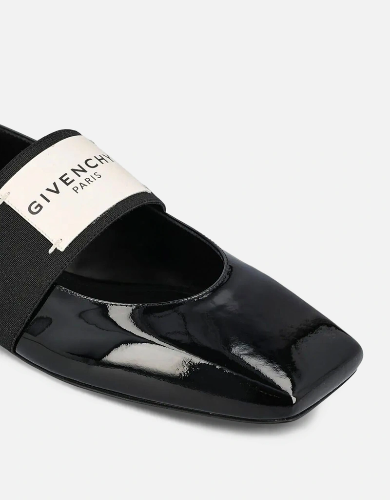 Givenchy パテントカーフレザー スライススクエアバレリーナ (すべての