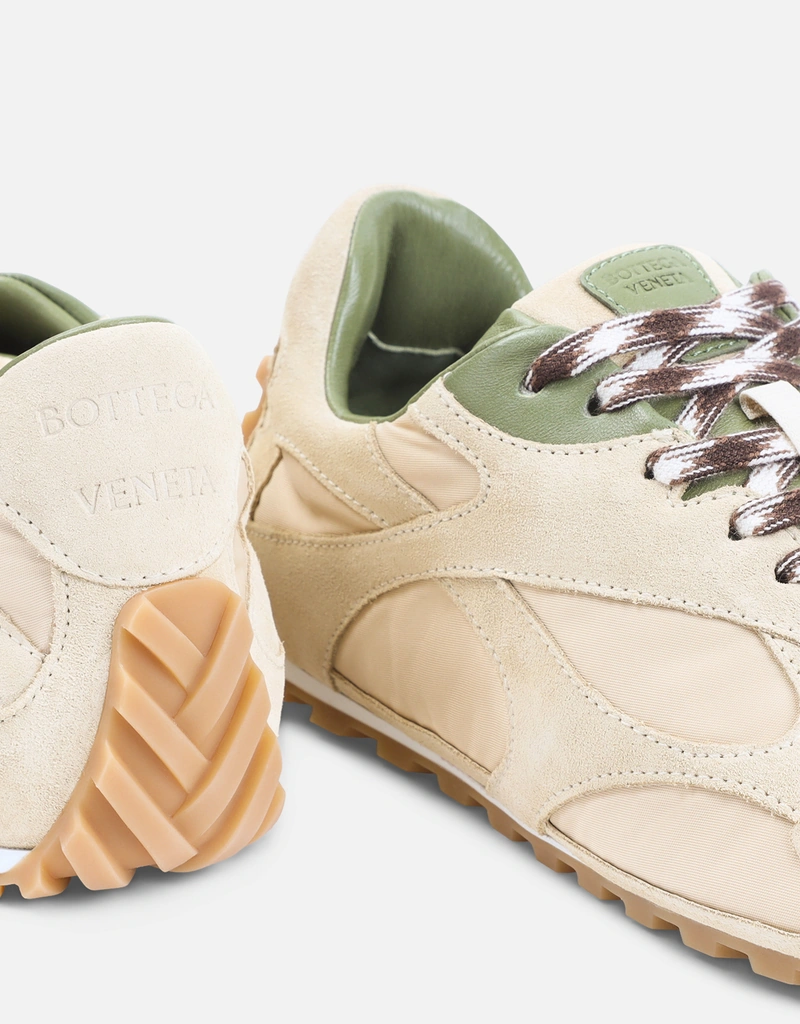 Bottega Veneta オービットフラッシュカーフレザースニーカー (すべて