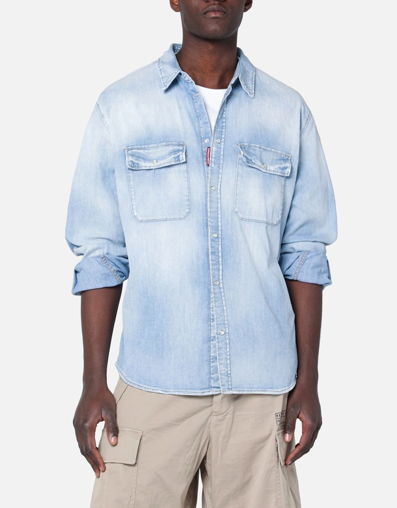 Dsquared2 メンズ ライトウォッシュ コットンストレッチデニムシャツ