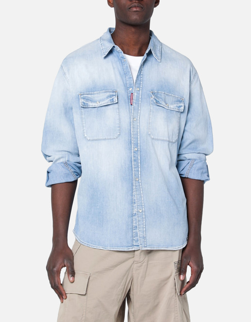 Dsquared2 メンズ ライトウォッシュ コットンストレッチデニムシャツ