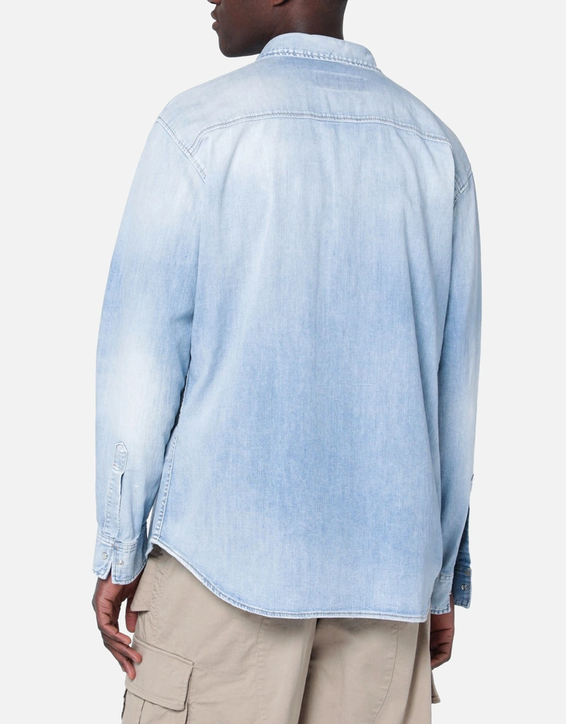 Dsquared2 メンズ ライトウォッシュ コットンストレッチデニムシャツ