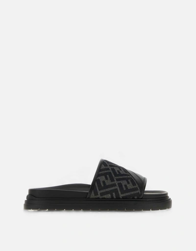 Fendi サンダル | シューズ 新作・セール | IFCHIC ジャパン公式サイト