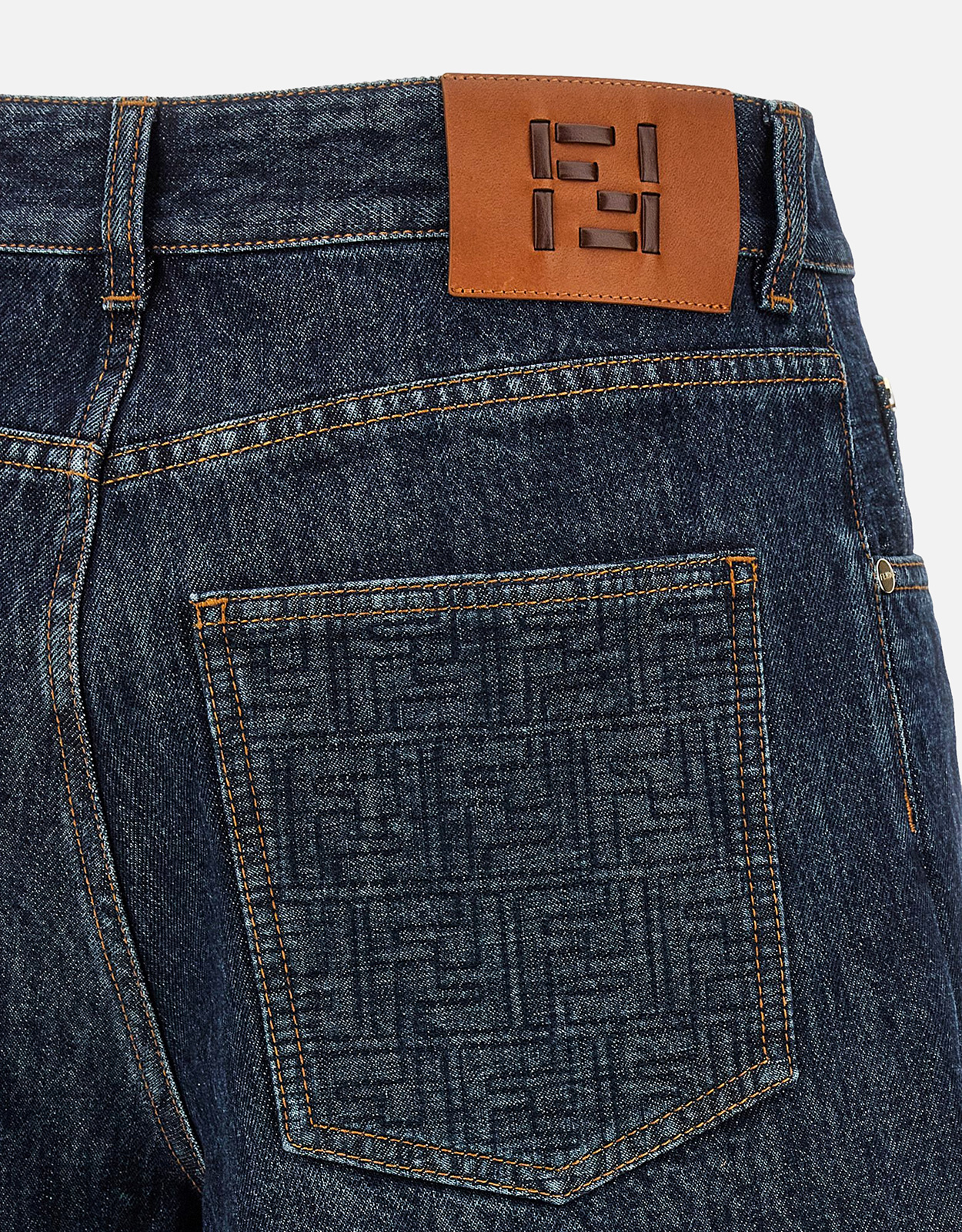 Fendi ダークブルーデニムショーツ (ショートパンツ) IFCHIC.COM