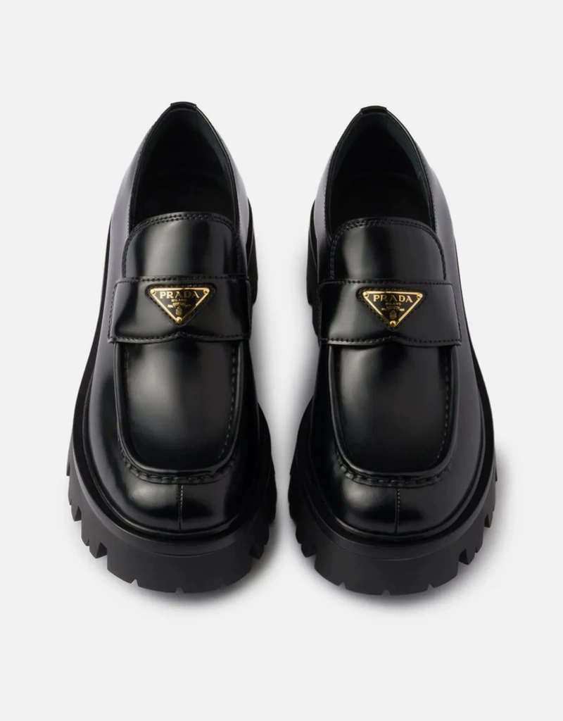 Prada ブラッシュドカーフレザーローファー (すべての新品) IFCHIC.COM