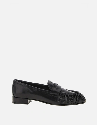 Prada ローファー | シューズ 新作・セール | IFCHIC ジャパン公式サイト
