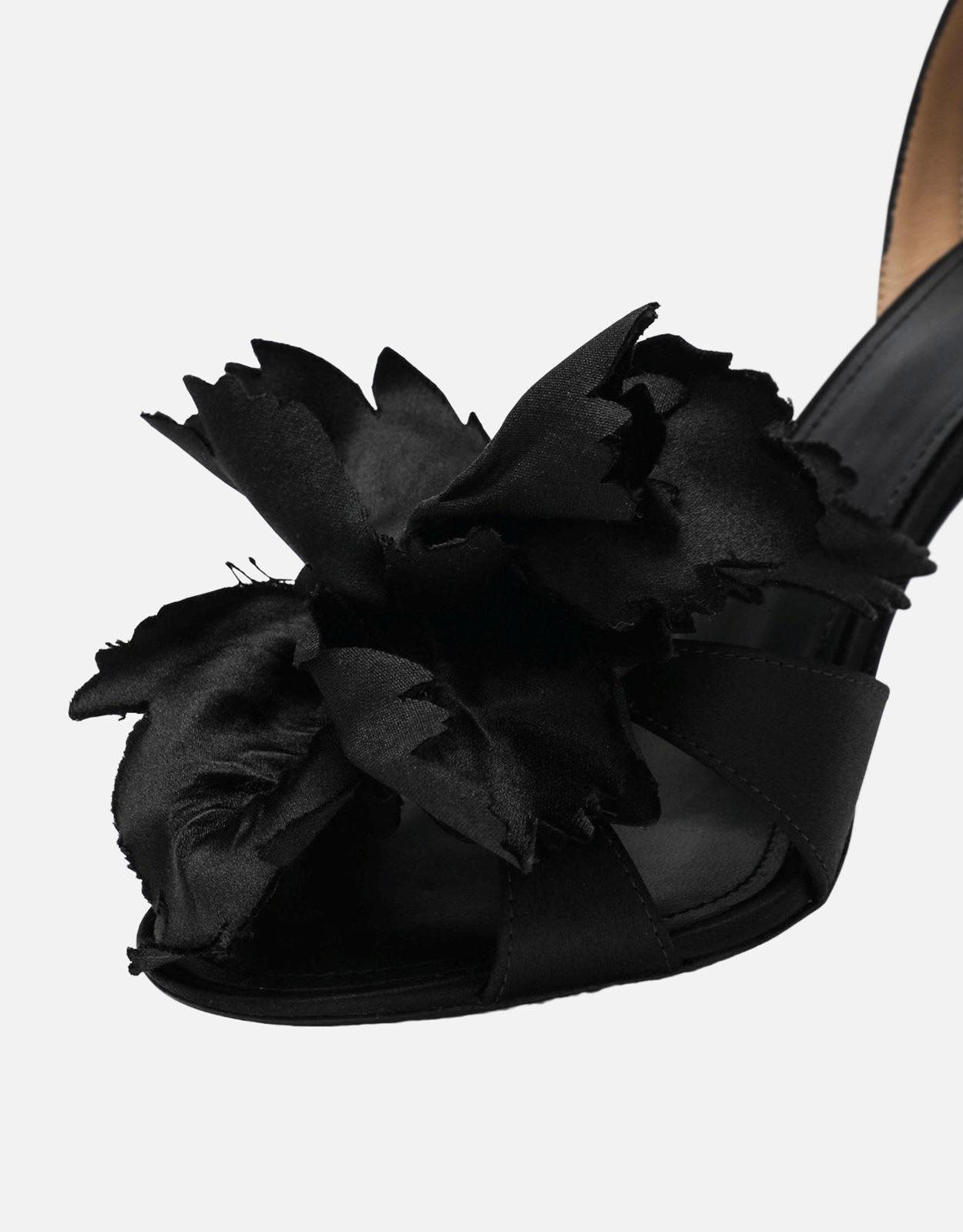 Salvatore Ferragamo ブラックサテンフラワーサンダル (すべての新品