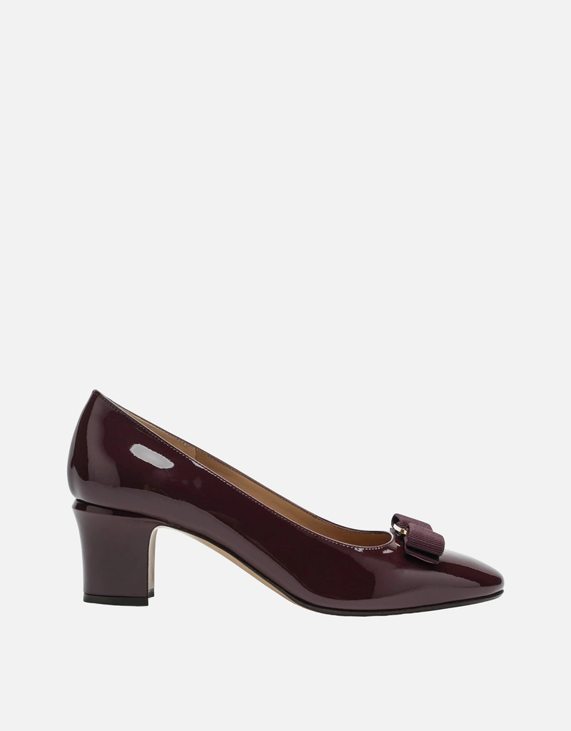 Salvatore Ferragamo レザーVaraボウパンプス (すべての新品) IFCHIC.COM
