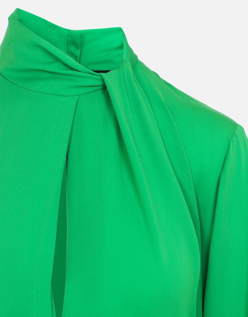 Tom Ford Washed Silk Georgette Long Sleeve Draped Collar Belted Dress with  Cut-Out (All New In) IFCHIC.COM