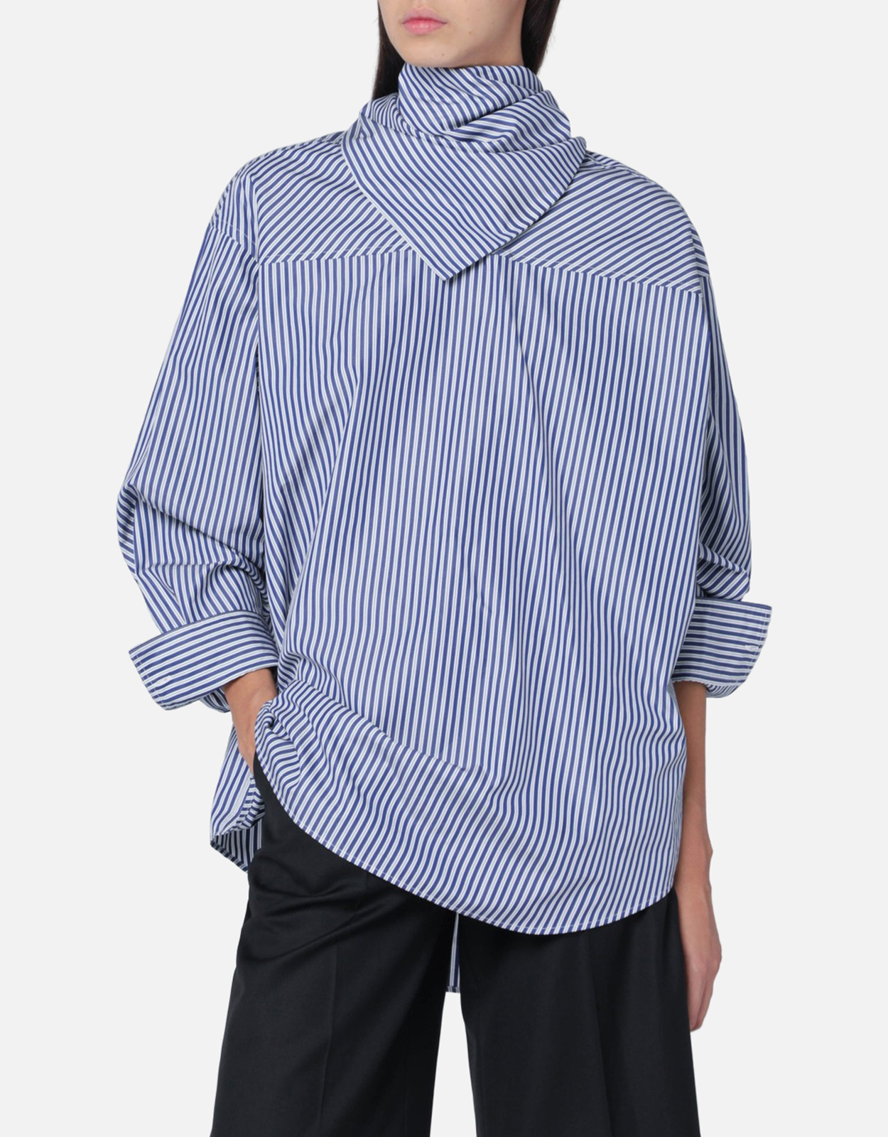 AMI Paris スカーフ付きブルーストライプコットンシャツ (トップス