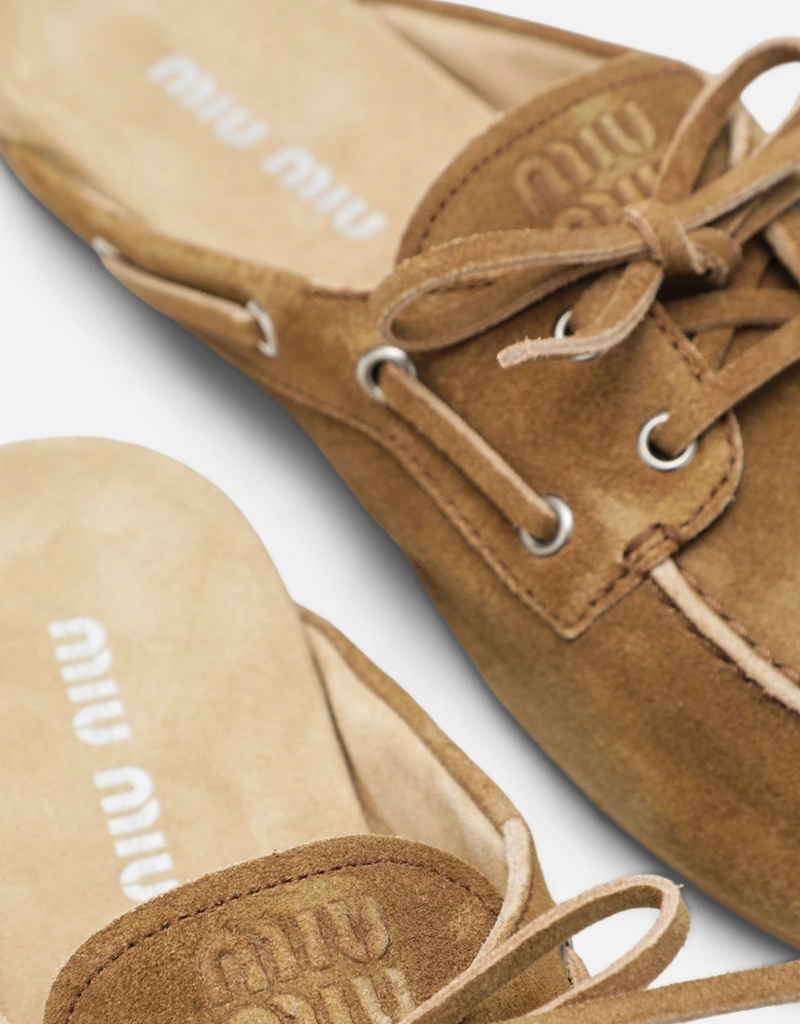 Miu Miu フェードスエードミュール (すべての新品) IFCHIC.COM