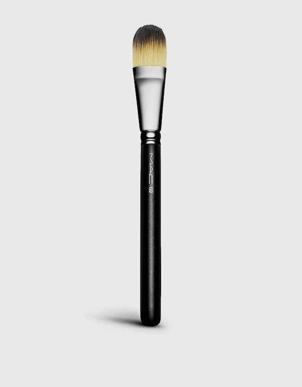 MAC Cosmetics 190 Foundation Brush