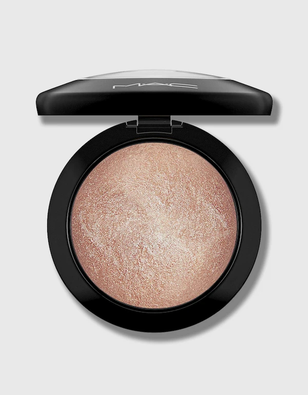 MAC Cosmetics Mineralize Skinfinish-soft and gentle