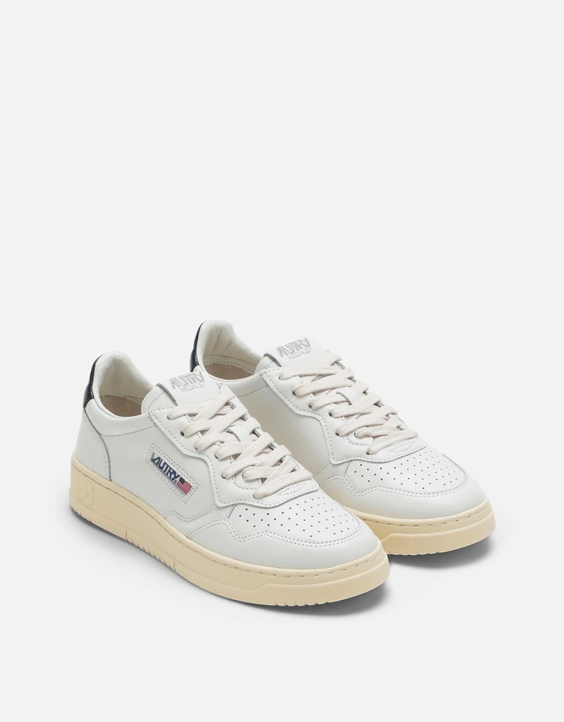 Autry ホワイトスペースレザースニーカー (すべての新品) IFCHIC.COM