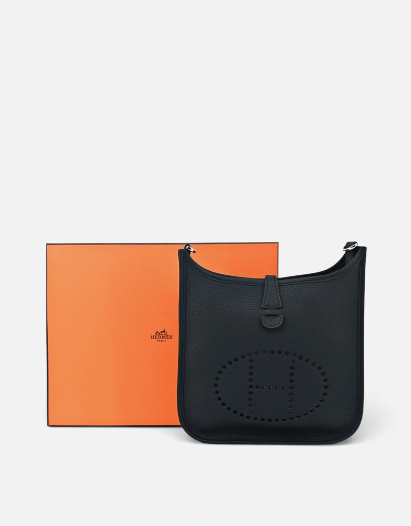 エルメス HERMES エヴリン23 ショルダーバッグ バッグ レザー トリヨンクレマンス トリヨンクレマンス レディース ブラック系 【中古】 HERMES - エルメス HERMES エヴリン23 ショルダーバッグ バッグ レザー