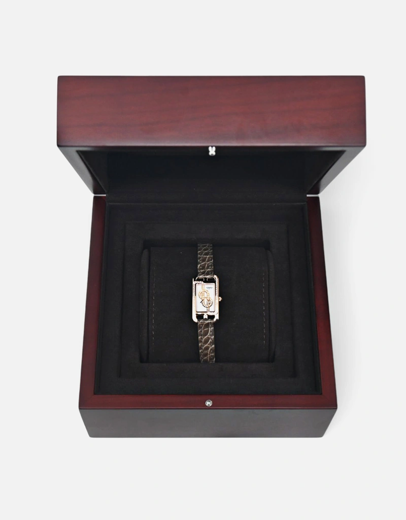 Hermès Hermès Nantucket 29mm Alligator Leather Watch () IFCHIC.COM
