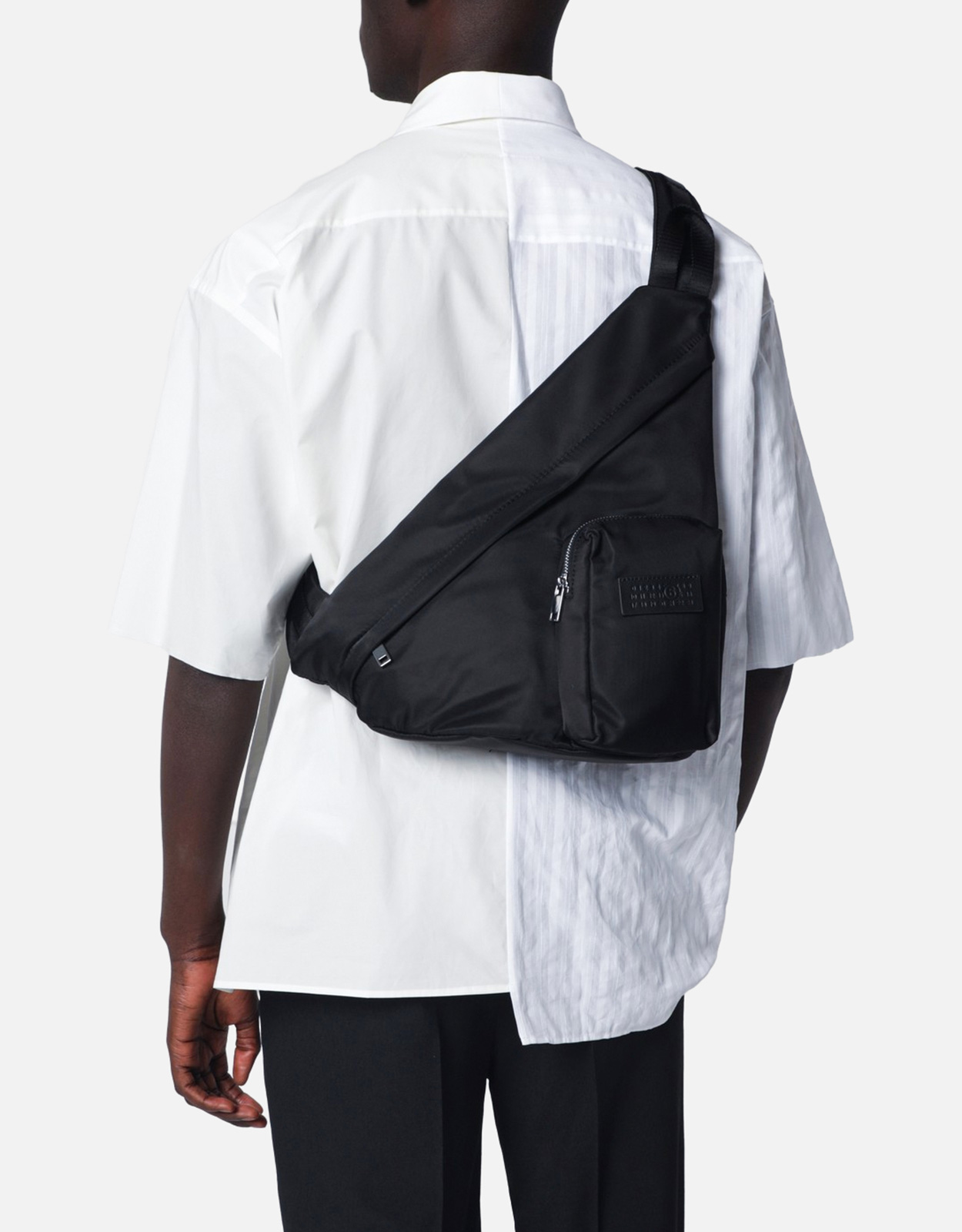 MM6 Maison Margiela メンズブラックナイロンベルトバッグ (バッグ