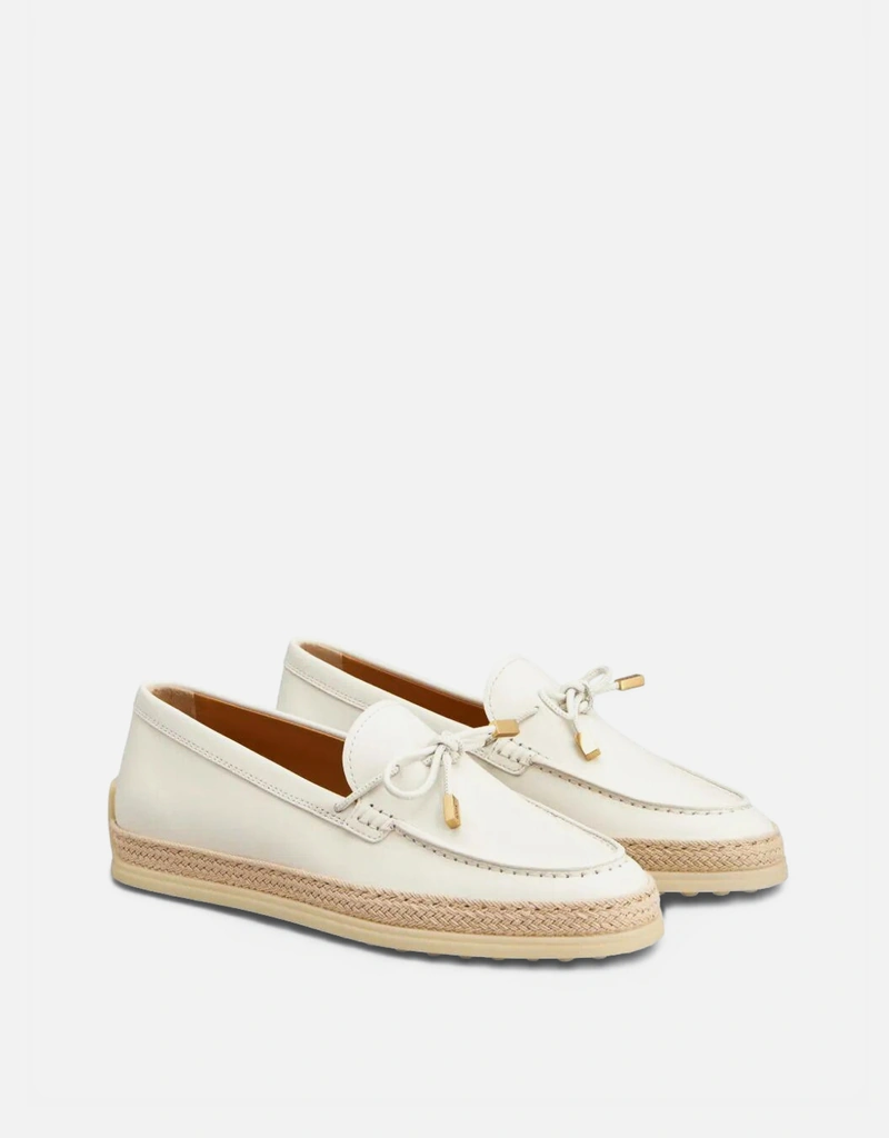 Tod's カーフスキンレザーローファー (すべての新品) IFCHIC.COM