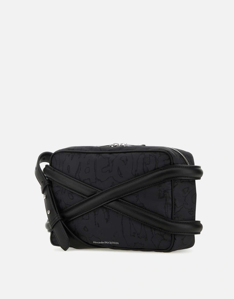 Alexander McQueen メンズブラックナイロンハーネスクロスボディバッグ