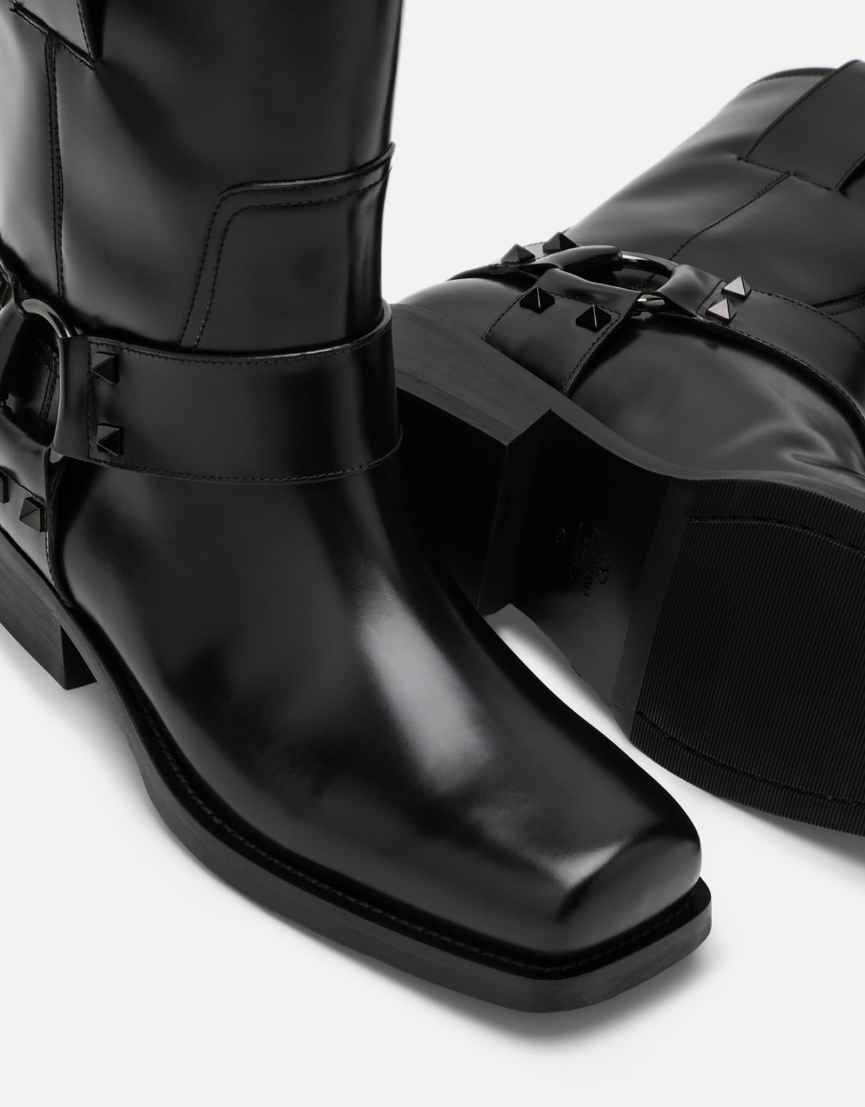 Valentino Garavani ブラックレザーバイカーロックスタッドローブーツ