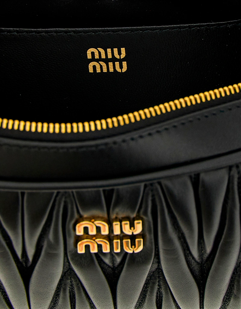 Miu Miu マトラッセナッパレザーポーチ () IFCHIC.COM