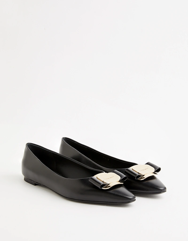 Salvatore Ferragamo New Vara Nappa バレエシューズ (フラット