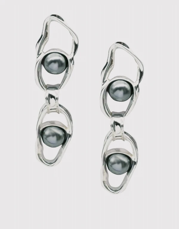 Coup De Coeur London Silver Liquid Chain Pearl Earrings
