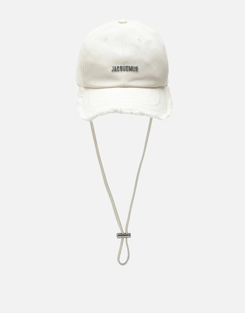 JACQUEMUS ホワイト フリンジキャップ Jacquemus ユニセックス アーティショート フリンジ キャップ