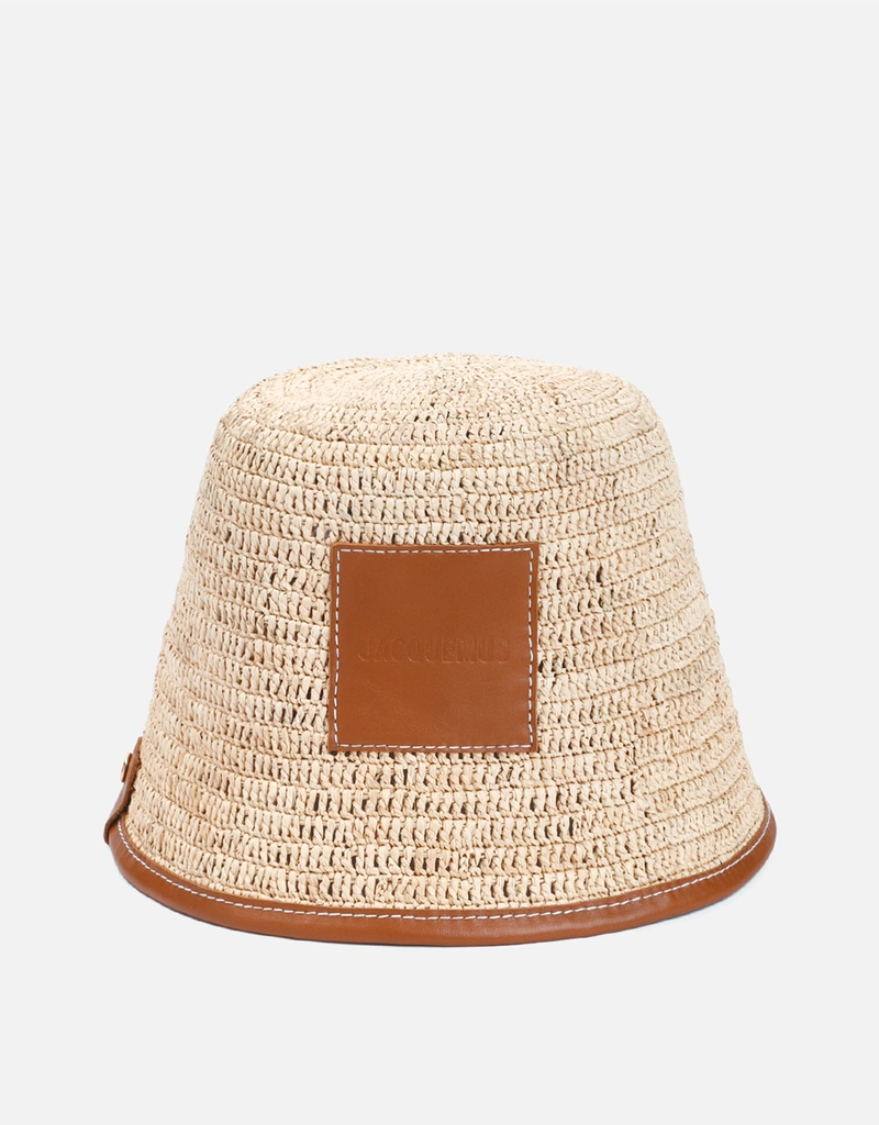 Jacquemus Soli ロゴパッチ付き ラフィア バケットハット () IFCHIC.COM Jacquemus Soli ロゴパッチ付き ラフィア バケットハット () IFCHIC.COM