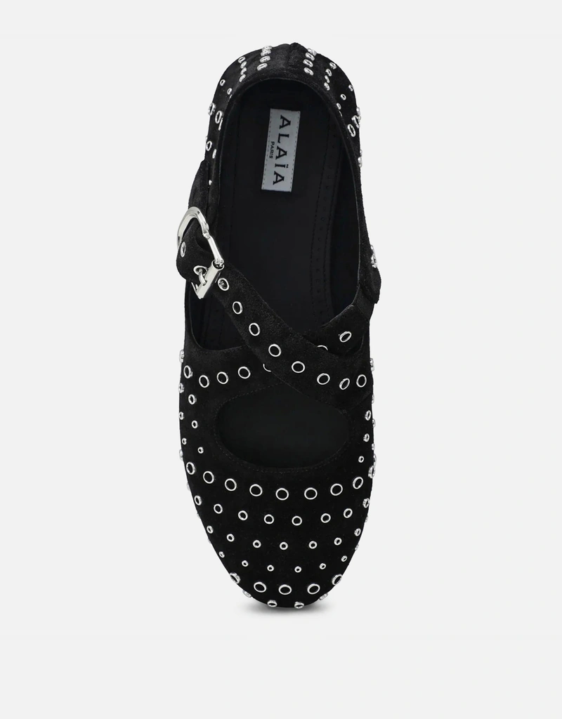ALAÏA スエードのアイレット付きクロスストラップバレエフラット