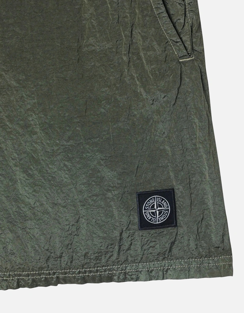 STONE  グリーンナイロン　スイムショーツ Stone Island ミリタリーグリーンナイロンスイムショーツ (ショート