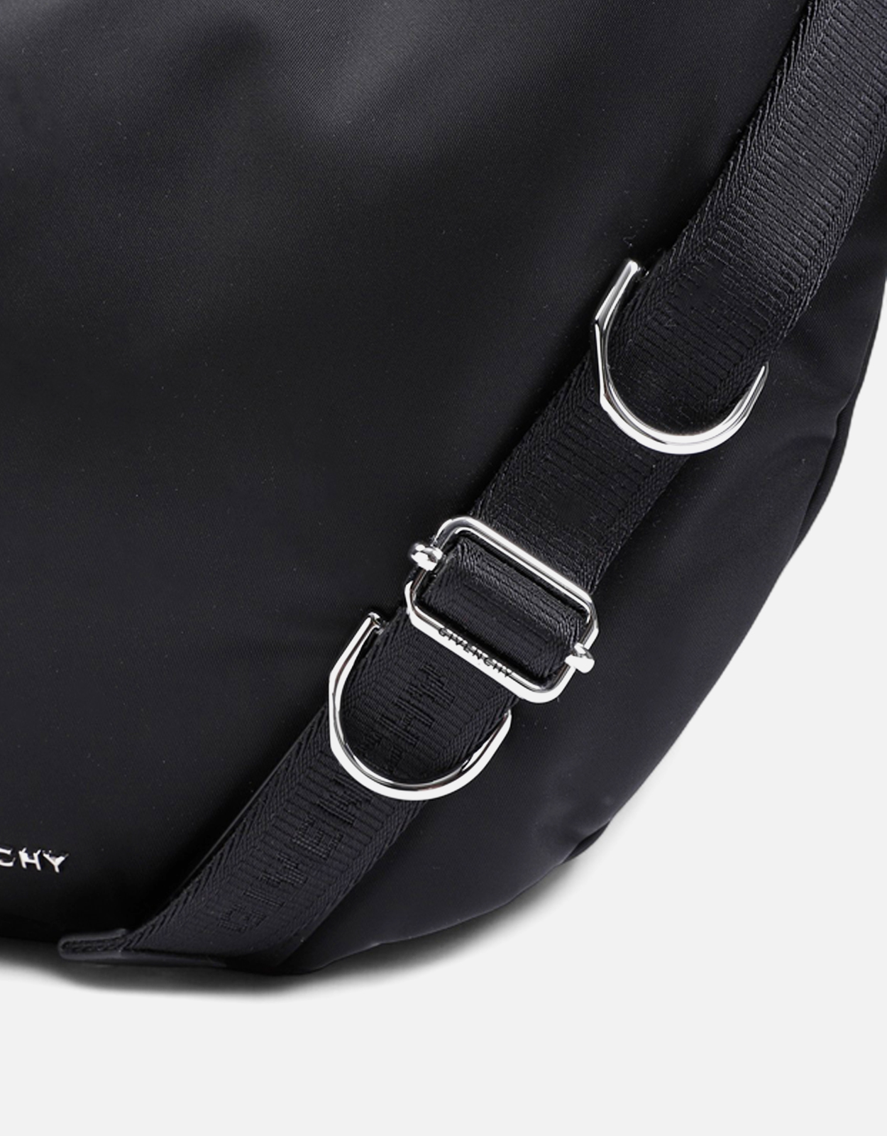 Givenchy Voyou ナイロン 斜め掛けバッグ (メッセンジャーバッグ