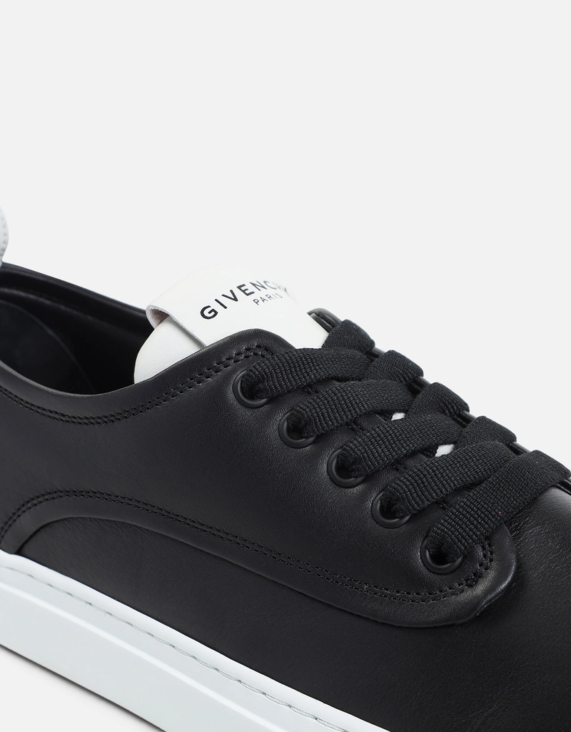 Givenchy メンズブラックカーフレザー スニーカー () IFCHIC.COM