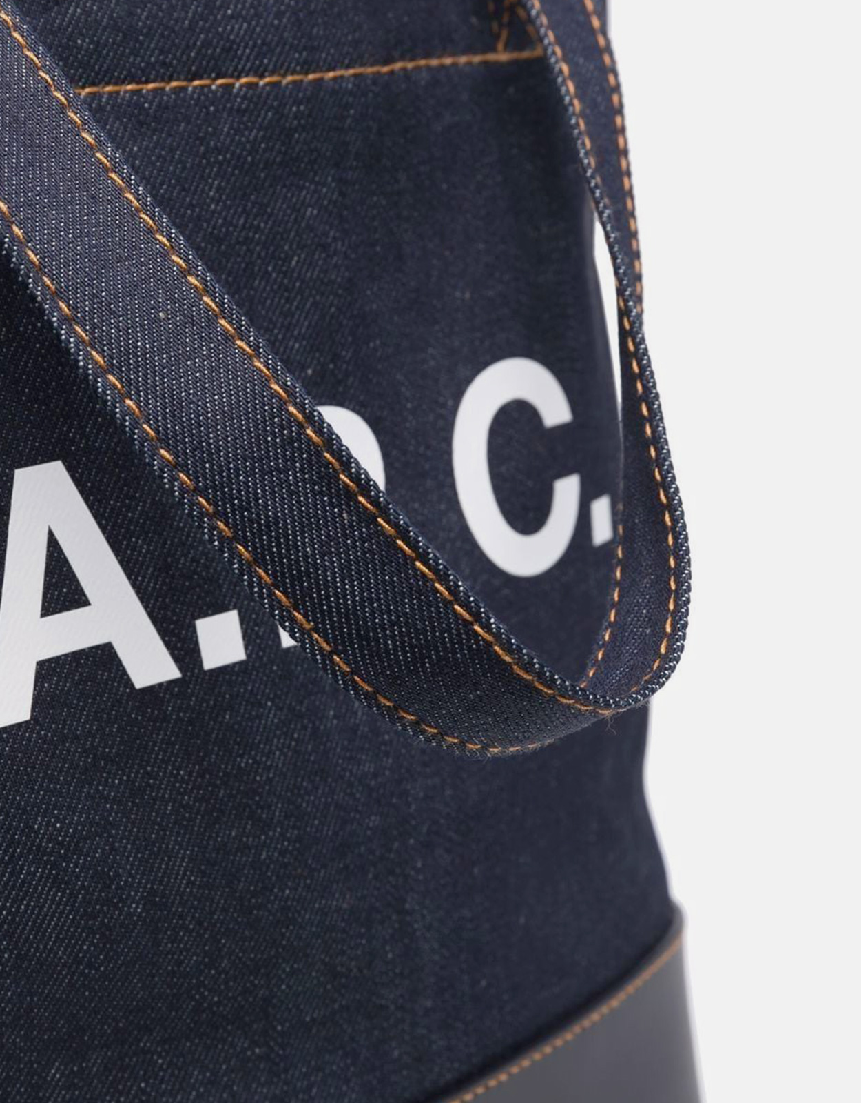 A.P.C. ユニセックスアクセルツートンデニムレザー トートバッグ